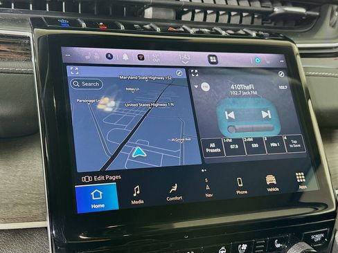 Used 2024 Jeep Grand Cherokee Limited 4xe w/ Luxury Tech Group II image 8