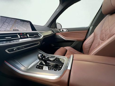 Used 2023 BMW X5 xDrive40i w/ Premium Package image 60