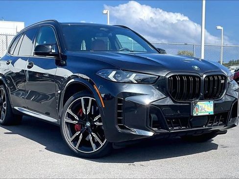 Used 2025 BMW X5 M60i w/ Climate Comfort Package AWD/4WD image 2