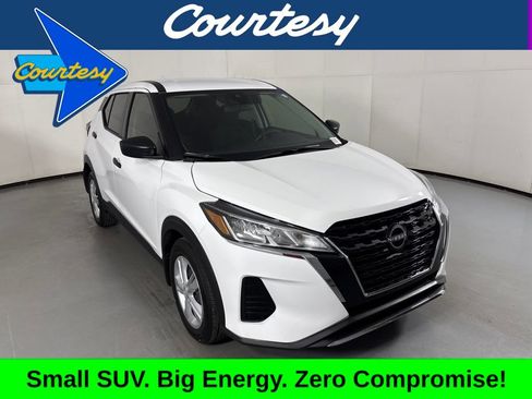 Used 2024 Nissan Kicks S FWD image 1