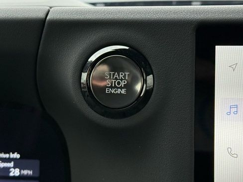 Used 2025 Lexus GX 550 550 Luxury w/ Accessory Package (2T) image 30