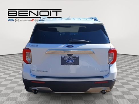 Used 2022 Ford Explorer Platinum w/ Technology Package image 6