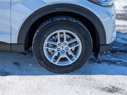 New 2026 Ford Explorer Active image 23