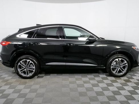 New 2025 Audi Q5 Premium image 2