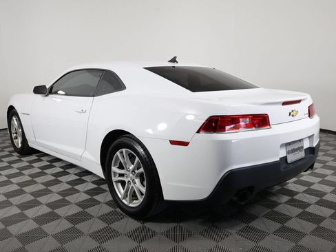 Used 2015 Chevrolet Camaro LS RWD image 4