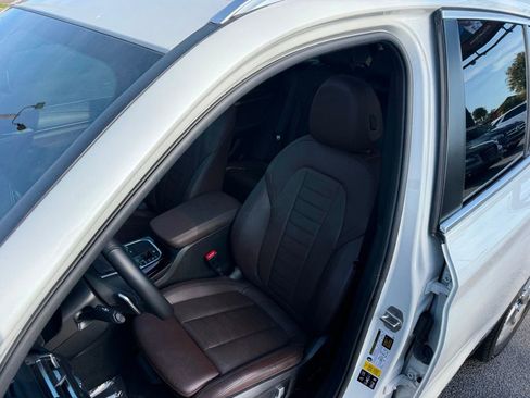 Used 2022 BMW X3 xDrive30i w/ Premium Package image 9
