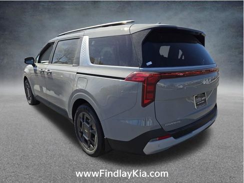 New 2026 Kia Carnival EX image 6