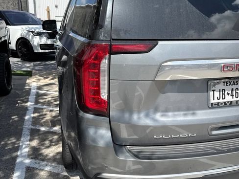 Used 2023 GMC Yukon Denali w/ Denali Reserve Package AWD/4WD image 9