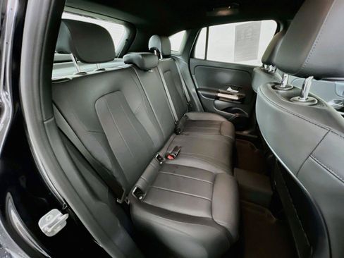 Certified 2024 Mercedes-Benz GLA 250 4MATIC image 25