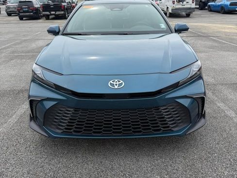 Used 2026 Toyota Camry SE w/ Multimedia Upgrade Package FWD image 1