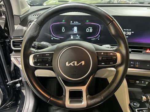 Used 2023 Kia Sportage EX image 10