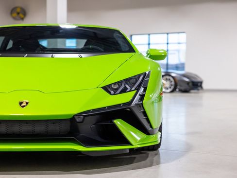 Used 2024 Lamborghini Huracan Tecnica image 23