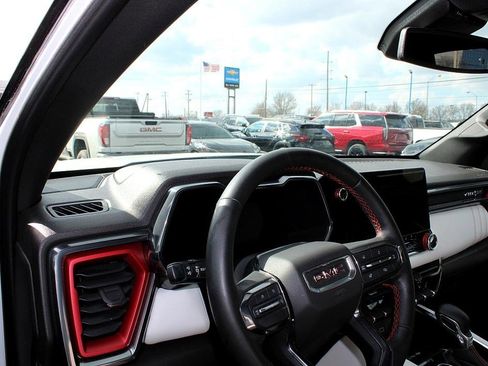 Used 2023 GMC Canyon AT4X image 26