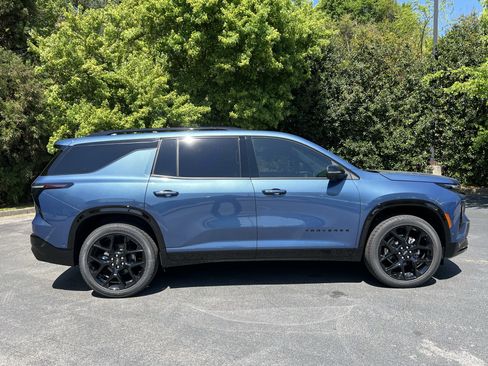 New 2026 Chevrolet Traverse RS FWD image 10