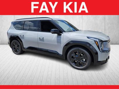 New 2026 Kia EV9 Land w/ Nightfall Edition Package