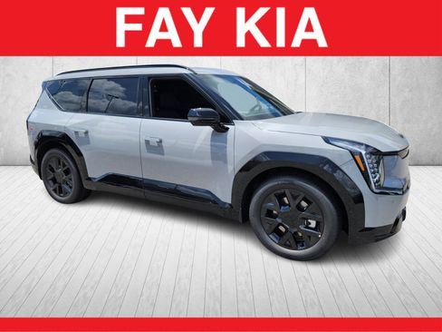 New 2026 Kia EV9 Land w/ Nightfall Edition Package image 1