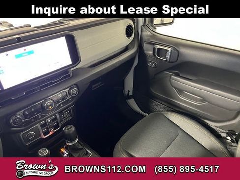 Used 2026 Jeep Wrangler Sport S image 37