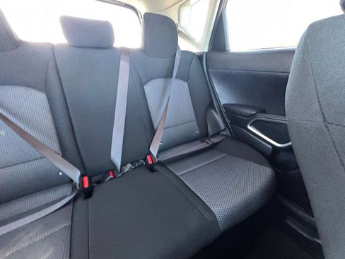 Used 2025 Kia Soul LX w/ LX Technology Package FWD image 34