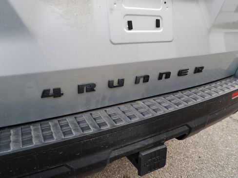 Used 2025 Toyota 4Runner SR5 image 13