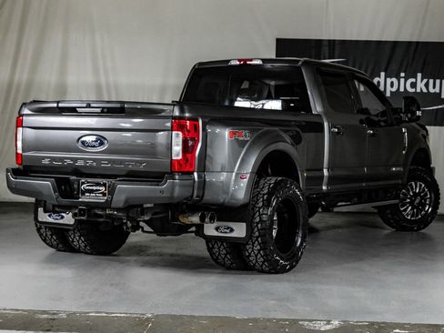 Used 2017 Ford F350 Lariat w/ Lariat Value Package image 7