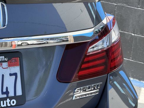 Used 2017 Honda Accord Sport Special Edition image 27