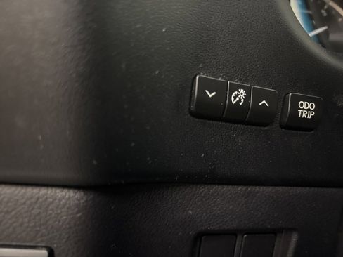 Used 2018 Lexus NX 300 AWD image 17