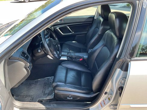 Used 2006 Subaru Outback 2.5i Limited AWD/4WD image 13
