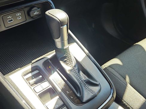 Certified 2025 Honda CR-V EX image 28
