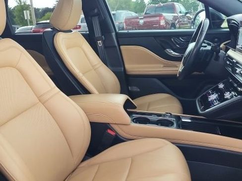 Used 2021 Lincoln Corsair Reserve w/ Equipment Group 201A image 18