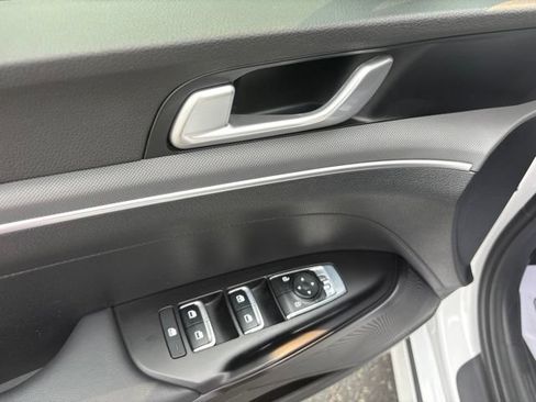Used 2024 Kia K5 GT-Line AWD/4WD image 19