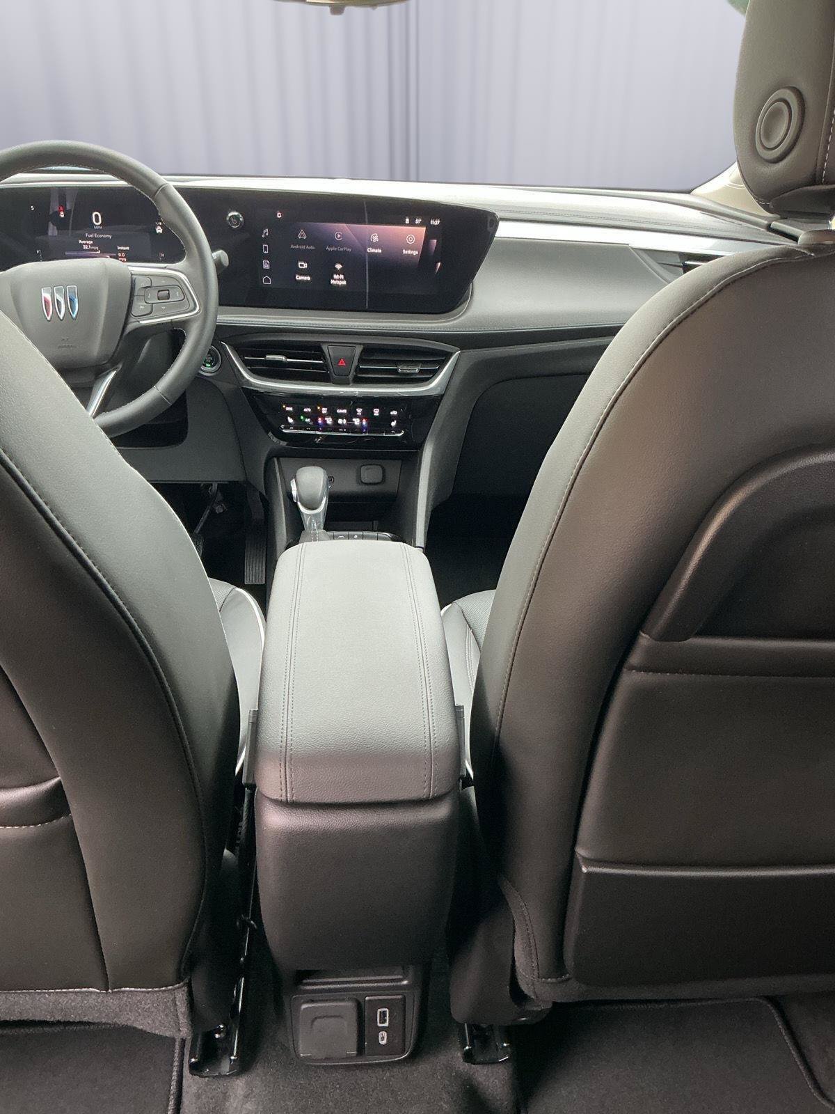 Used 2024 Buick Encore GX Avenir w/ Avenir Technology Package AWD/4WD image 19