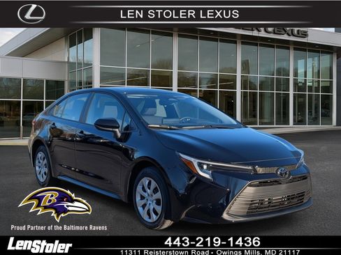 Used 2026 Toyota Corolla LE image 1