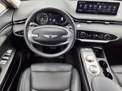 Used 2025 Genesis GV70 2.5T AWD/4WD image 6