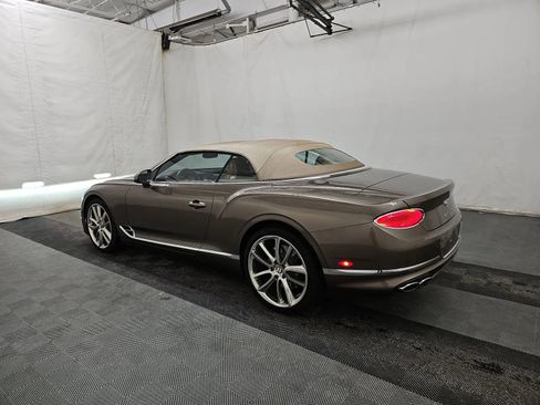 Used 2020 Bentley Continental GT image 14