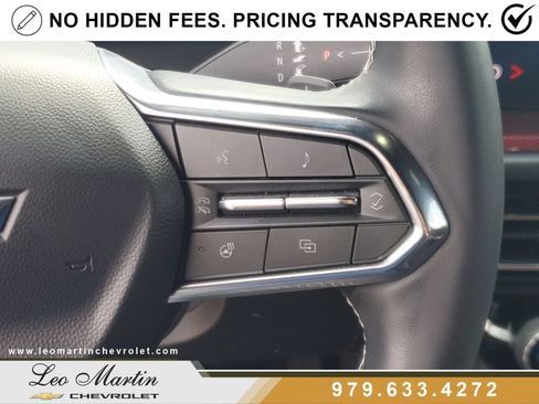 Used 2025 Chevrolet Traverse Z71 w/ Driver Confidence Package AWD/4WD image 25