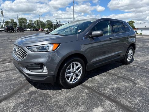 Used 2024 Ford Edge SEL w/ Convenience Package AWD/4WD image 4