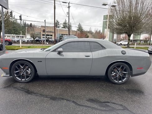 Used 2023 Dodge Challenger R/T w/ Blacktop Package image 4