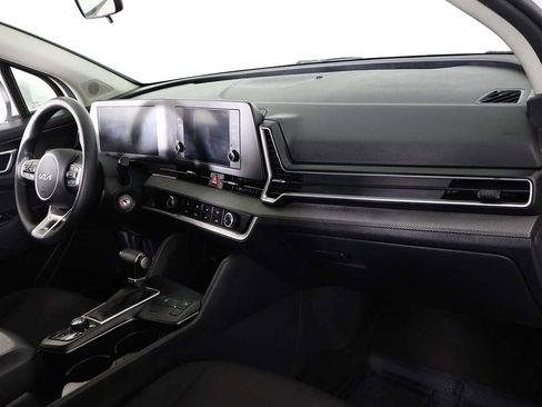 Used 2023 Kia Sportage LX image 26