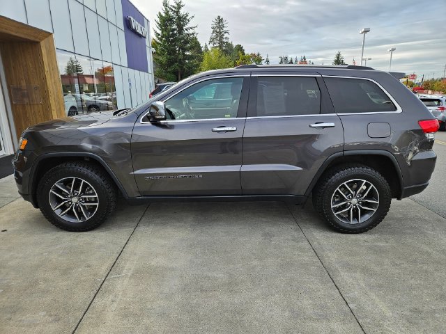 Used 2017 Jeep Grand Cherokee Limited AWD/4WD image 8