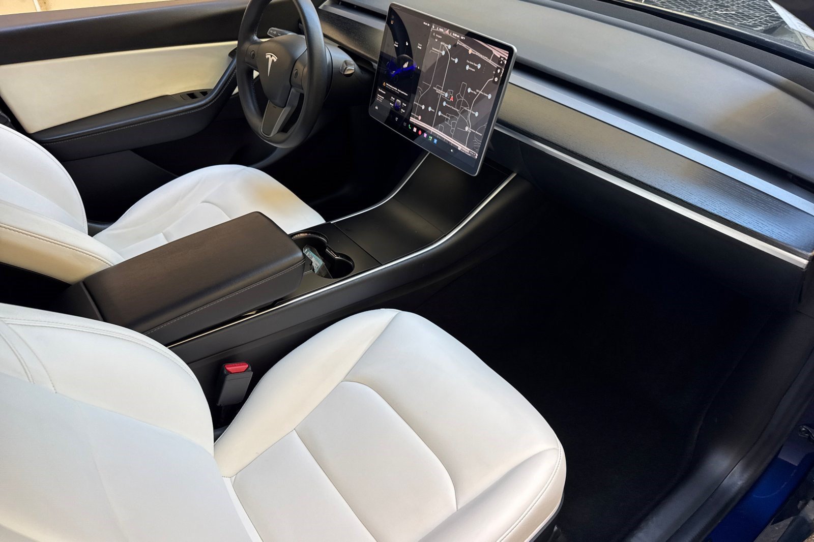 Used 2020 Tesla Model Y Long Range AWD/4WD image 32