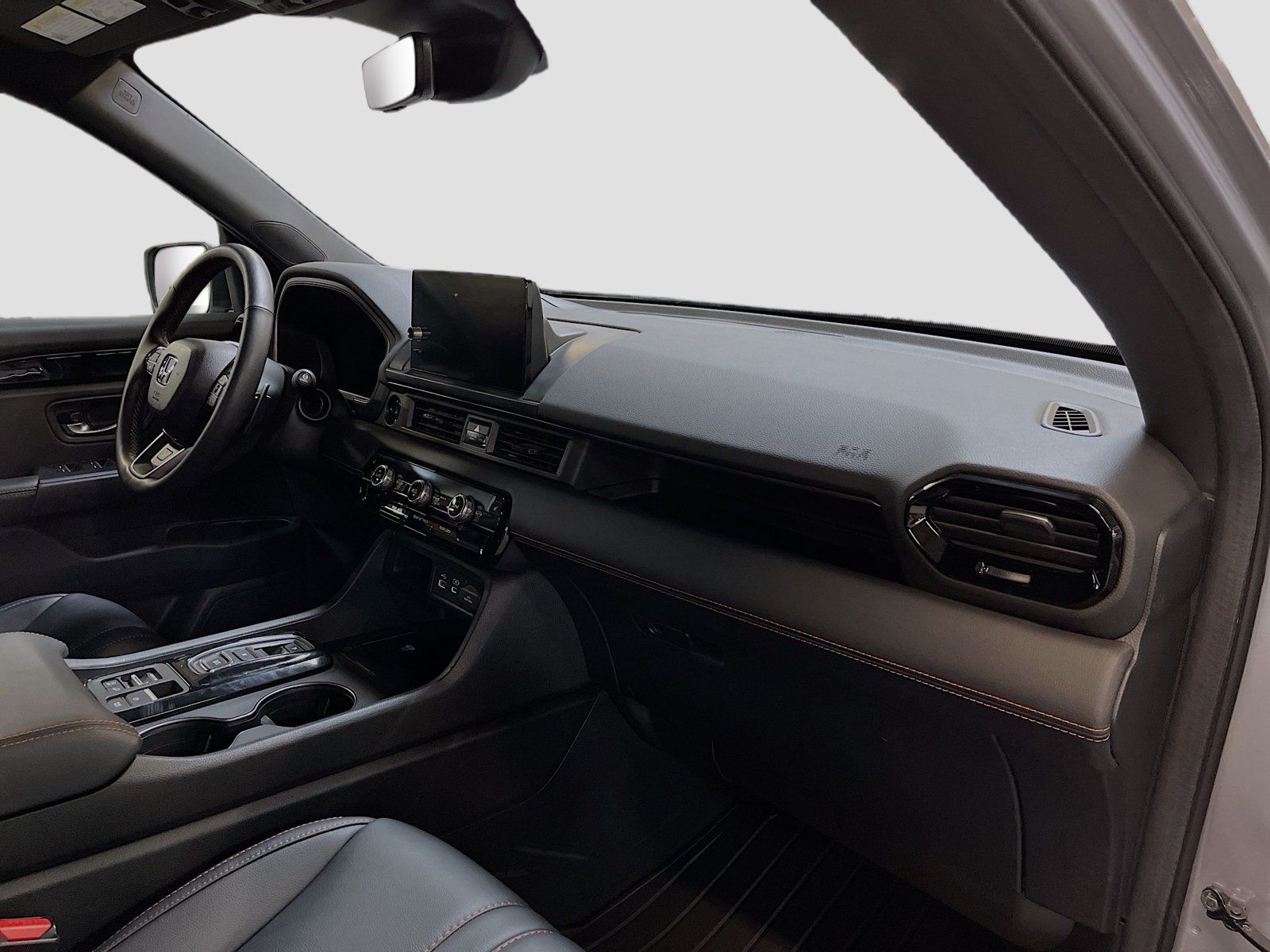 Used 2025 Honda Pilot TrailSport image 31