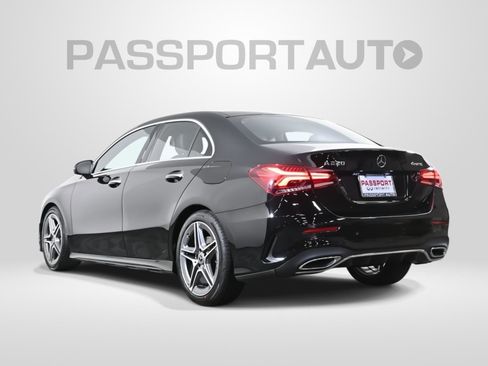 Used 2022 Mercedes-Benz A 220 4MATIC image 5