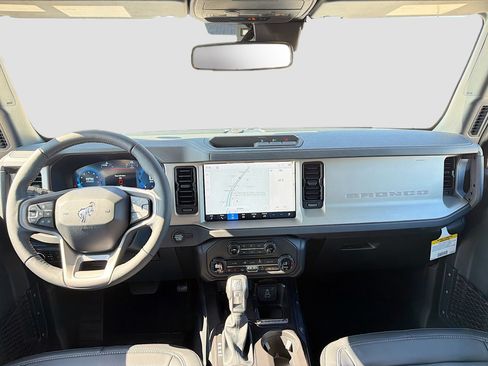 Used 2026 Ford Bronco Outer Banks AWD/4WD image 28