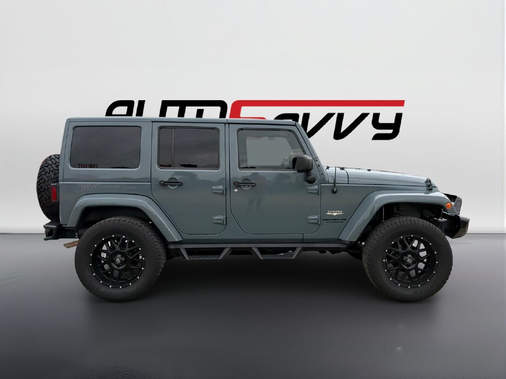 Used 2015 Jeep Wrangler Unlimited Sahara w/ Max Tow Package AWD/4WD image 4