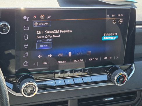 Used 2023 Chevrolet Colorado Trail Boss w/ Technology Package image 14