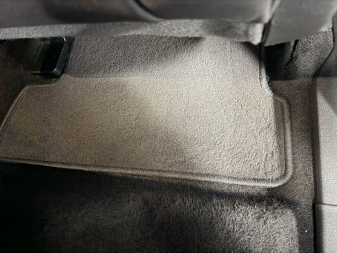 Used 2019 Ford Escape S image 22