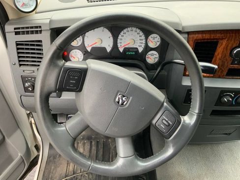 Used 2006 Dodge Ram 2500 Truck SLT AWD/4WD image 19