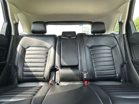 Used 2024 Ford Edge SEL AWD/4WD image 12