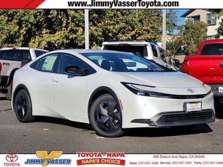 New 2026 Toyota Prius Plug-In Hybrid video 1