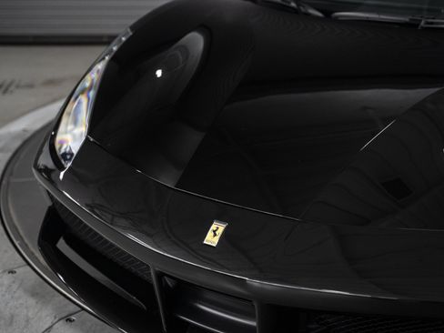 Used 2016 Ferrari 488 Spider RWD image 15